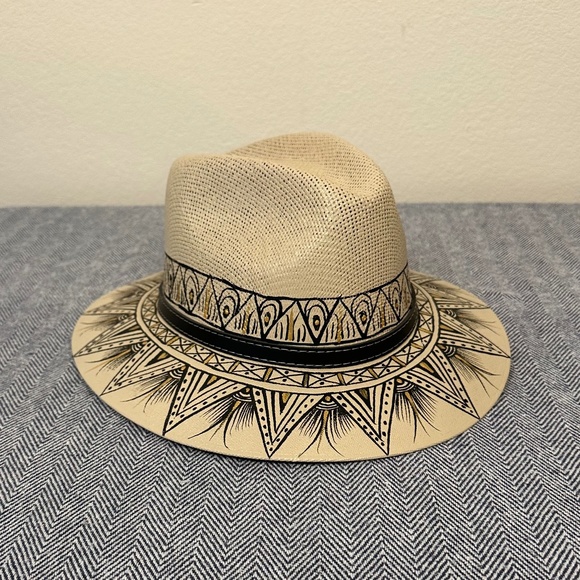 ARTISAN - Hand Painted Mexican Hat - Picture 1 of 3
